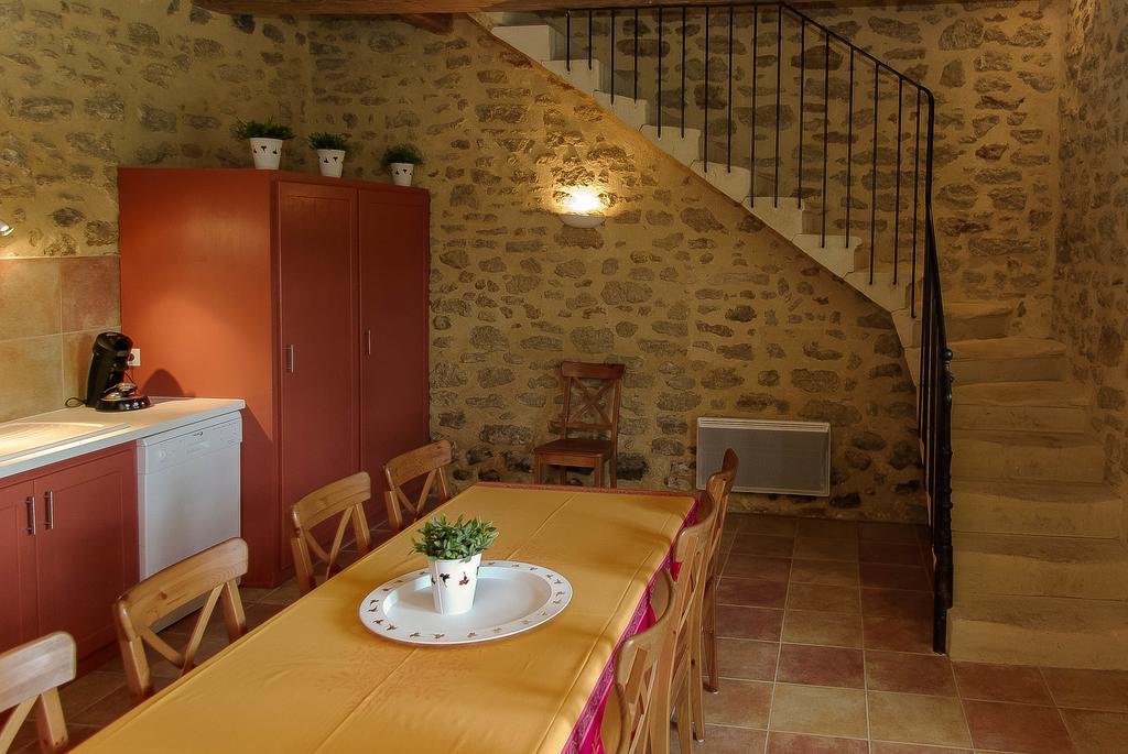 La Moutiere Hotel Colonzelle Стая снимка